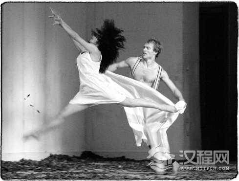 皮娜舞蹈的“问题语录”