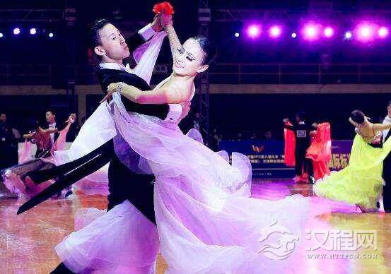 交谊舞的神韵表现