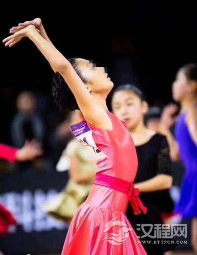 跳拉丁舞一些具体的方法