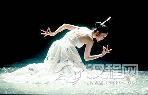 孔雀舞是傣族最经典的舞蹈