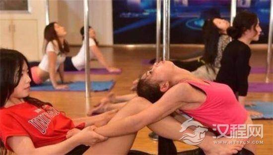 学钢管舞需要掌握的要领