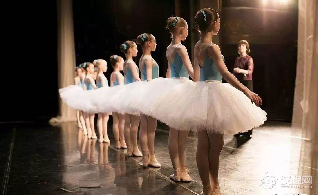 舞蹈的捷径就是打好基础