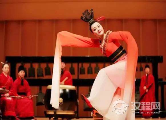 七盘舞是汉代特别流行的一种舞蹈