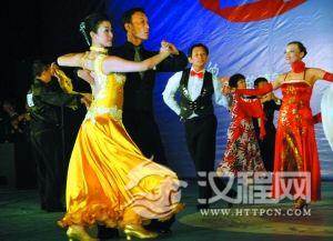 掌握十条准则跳好交谊舞