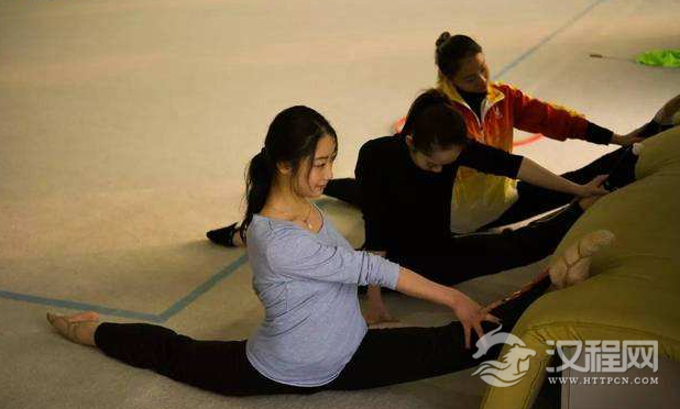 身体柔韧度如何自测？