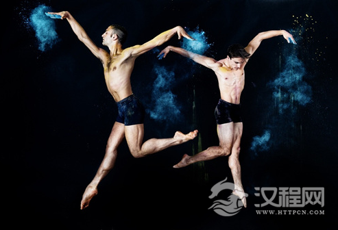 色彩与芭蕾舞者的融完美合