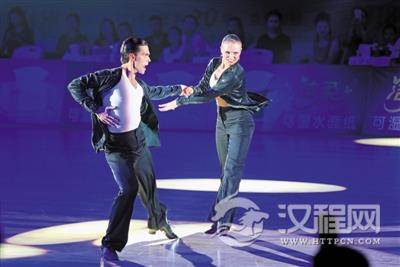 恰恰舞简介：恰恰舞的起源与发展