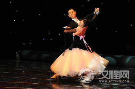 学国标舞要从哪里开始学起？国标舞基本功有哪些？