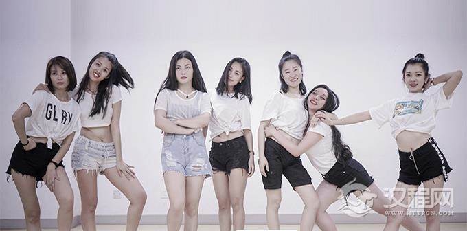 分析爵士舞基础动作