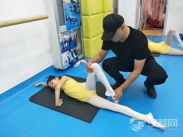 幼儿学习舞蹈基本功会影响日后的身高吗？