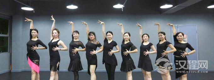 细节决定成败 原来交谊舞这么讲究