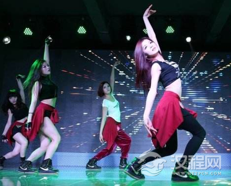 爵士舞基础动作培训