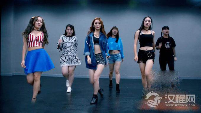 分析爵士舞基础入门教学