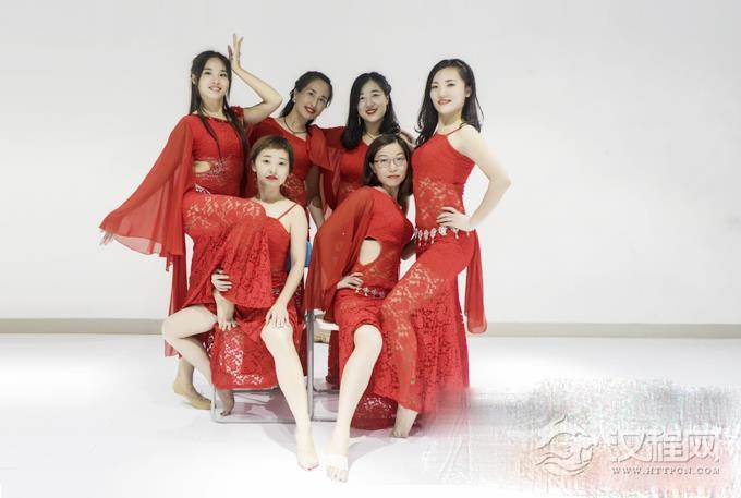 肚皮舞的误区之肚皮舞就是要用力跳