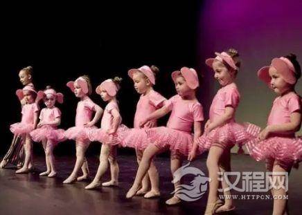 如何激发幼儿学习舞蹈的兴趣