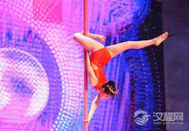 钢管舞单手滑管分解动作