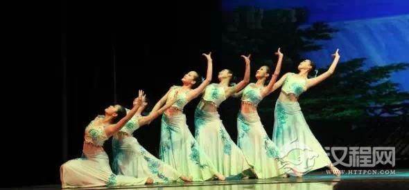 舞蹈动作和舞蹈语言有什么关联和区别？