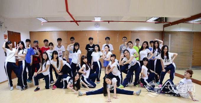 练习街舞有哪些基本运动