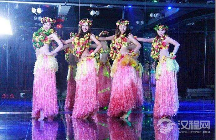 练肚皮舞如何抖肩、抖胸