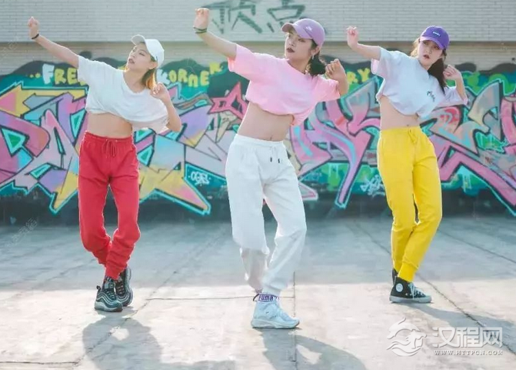 爵士舞的基本特征与特点