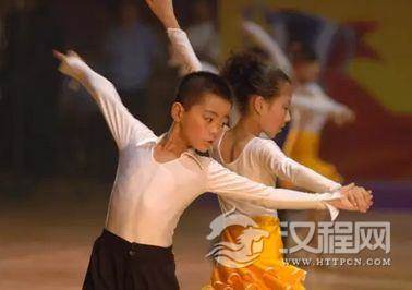 男孩子学什么舞蹈好