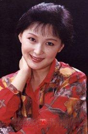 “黄梅仙子”吴亚玲