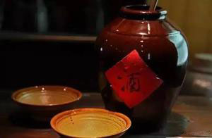 饮酒习俗 到底啥叫“推杯换盏”？全国只有房县人能说清！