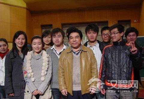 幽默且含情 四两拨千斤——记陈耀星大师的讲学 - dragon - 聊音论乐