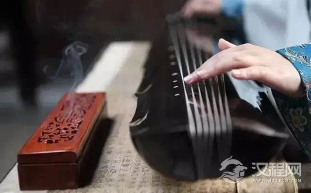 古琴练琴时手指疼，该怎么办？