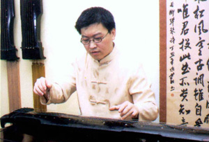 纪志群（当代古琴大师个人简介）