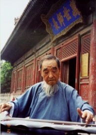 梅曰强（当代古琴大师个人简介）