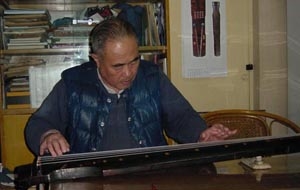 郑珉中（当代古琴大师个人简介）