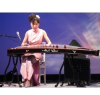 古筝名家：伍芳个人资料简介及档案介绍附照片 