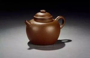 他是400多年前的民间手艺人，也是最负盛名的紫砂名匠