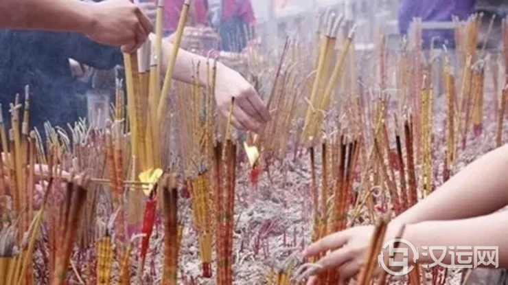 上香祈福不当反而会拆损福分