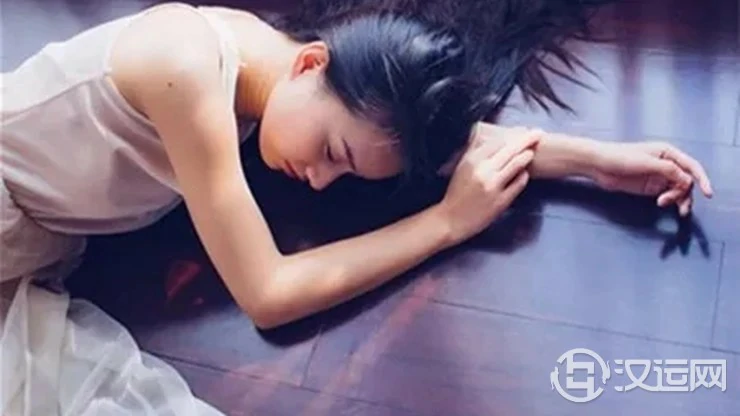 八字看哪些女人容易在感情上受骗